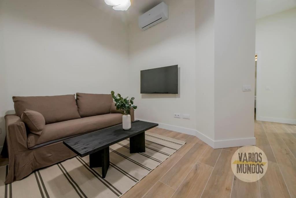Cool Y Centrico Apt 6Px En Plena Plaza Del Carmen E2 Madri Exterior foto